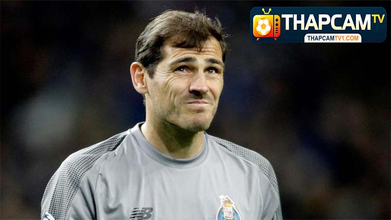 Tìm hiểu tổng quan về cách chơi bóng của Iker Casillas 